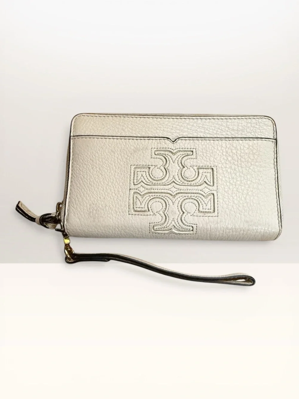 Tory Burch Harper Smartphone Wristlet - in the color “New Ivory”
